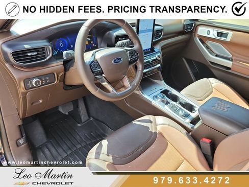 Used 2021 Ford Explorer King Ranch w/ Premium Technology Package AWD/4WD image 19