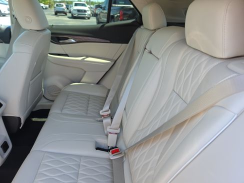 Certified 2023 Buick Envision Avenir FWD image 13