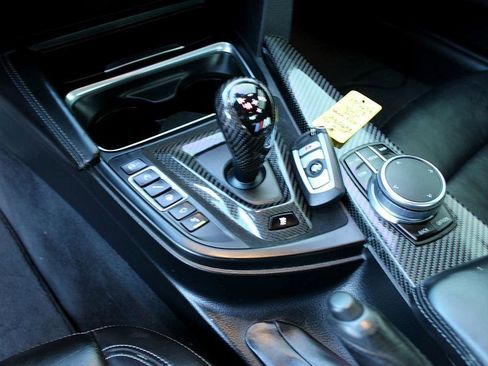 Used 2018 BMW M4 Coupe w/ Competition Package image 14