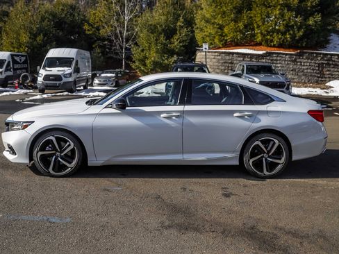 Used 2022 Honda Accord Sport image 8