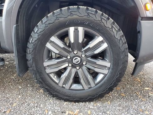 Used 2021 Nissan Titan Platinum Reserve w/ Moonroof Package image 5