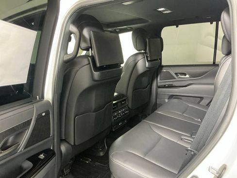 Used 2023 Lexus LX 600 4WD w/ Appearance Package image 25