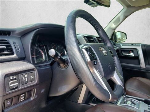 Used 2020 Toyota 4Runner Limited AWD/4WD image 7
