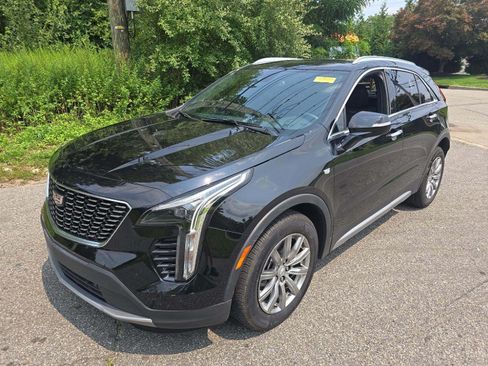 Used 2023 Cadillac XT4 Premium Luxury FWD image 1
