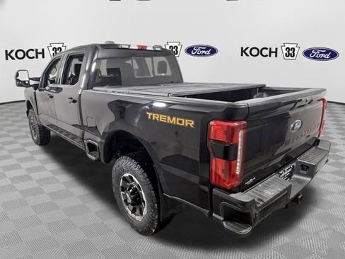 Used 2023 Ford F250 Lariat w/ Lariat Ultimate Package image 5