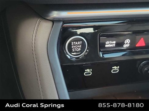 Certified 2025 Audi Q5 Premium w/ Convenience Package image 27