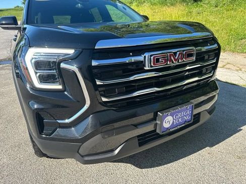 Used 2025 GMC Terrain Elevation AWD/4WD image 12