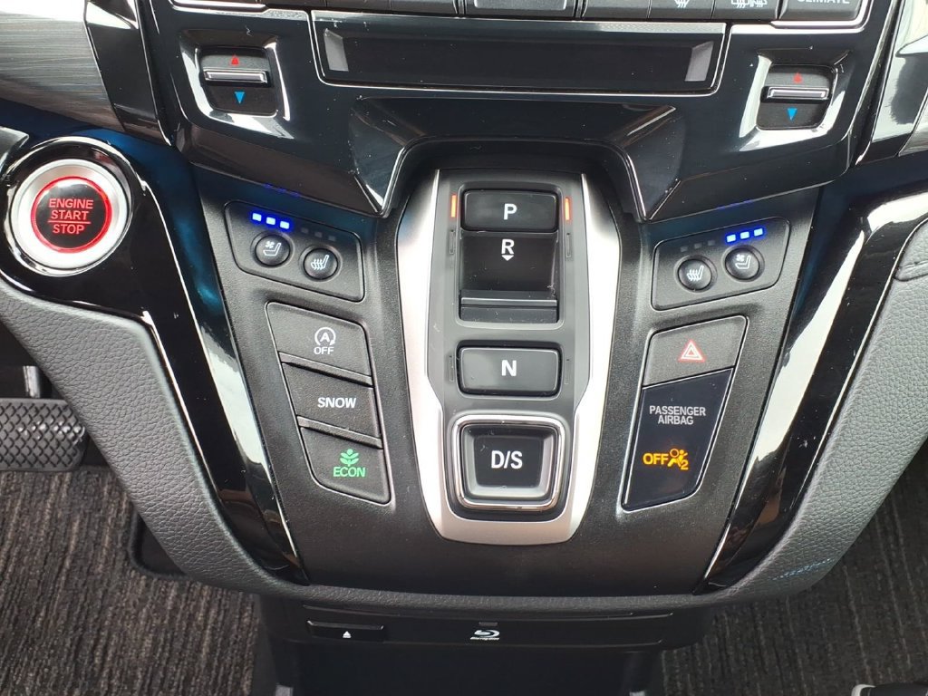 Used 2024 Honda Odyssey Elite image 9