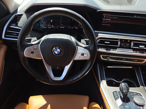 Used 2021 BMW X7 xDrive40i w/ Cold Weather Package image 13