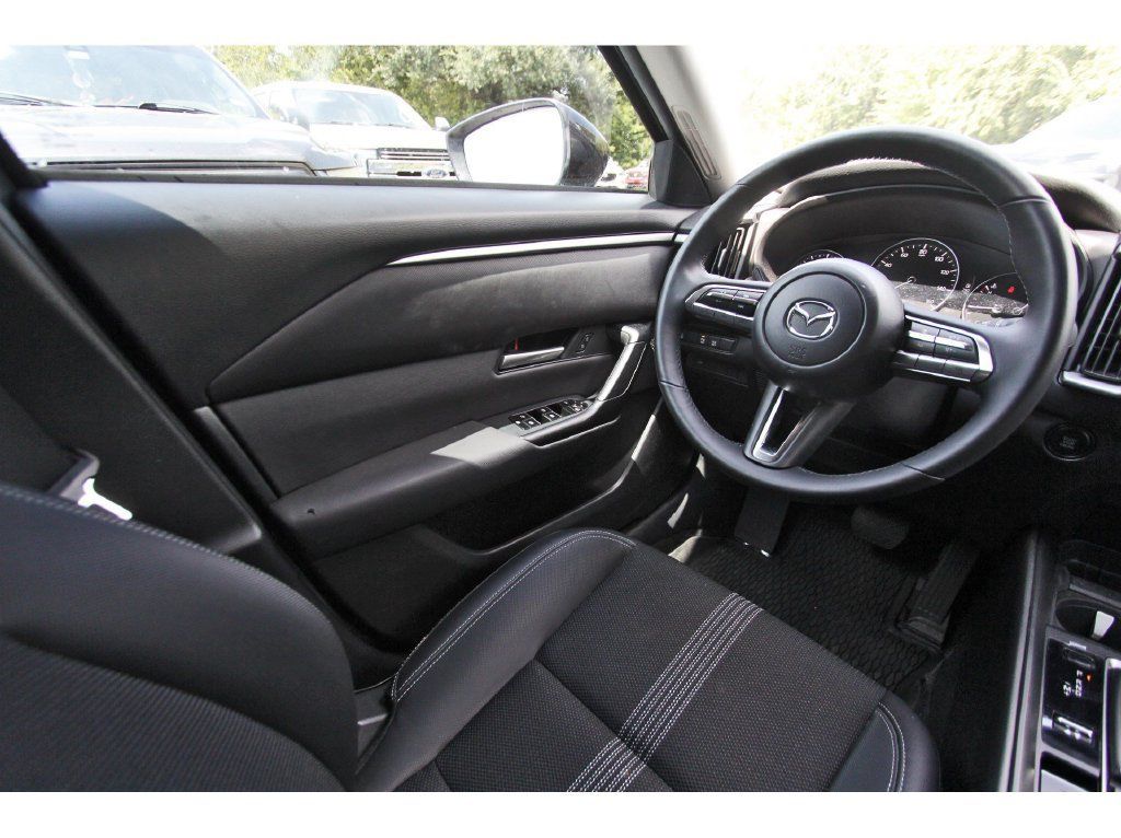 Used 2026 MAZDA CX-50 Meridian Edition w/ Weather Package AWD/4WD image 6