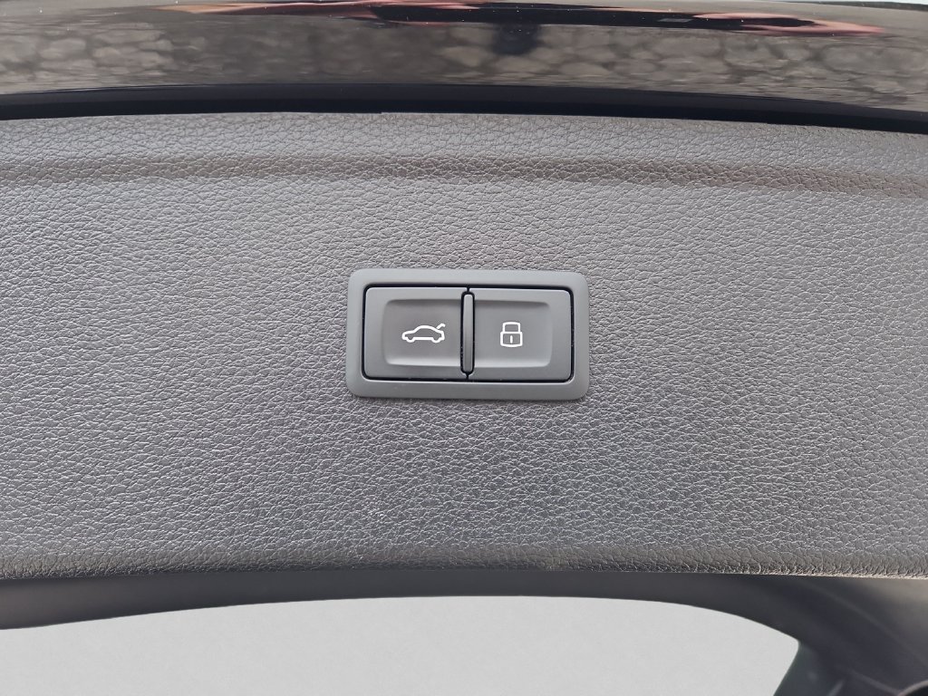 Used 2023 Audi Q5 2.0T Premium Plus AWD/4WD image 25