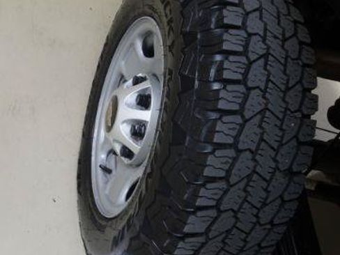 Used 2015 Chevrolet Silverado 2500 W/T RWD image 7