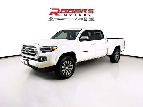 Certified 2023 Toyota Tacoma Limited w/ Black Out Package (TMS) image 3