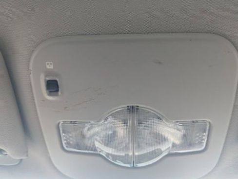 Used 2004 Pontiac Grand Prix GT2 w/ Leather Trim Pkg image 37