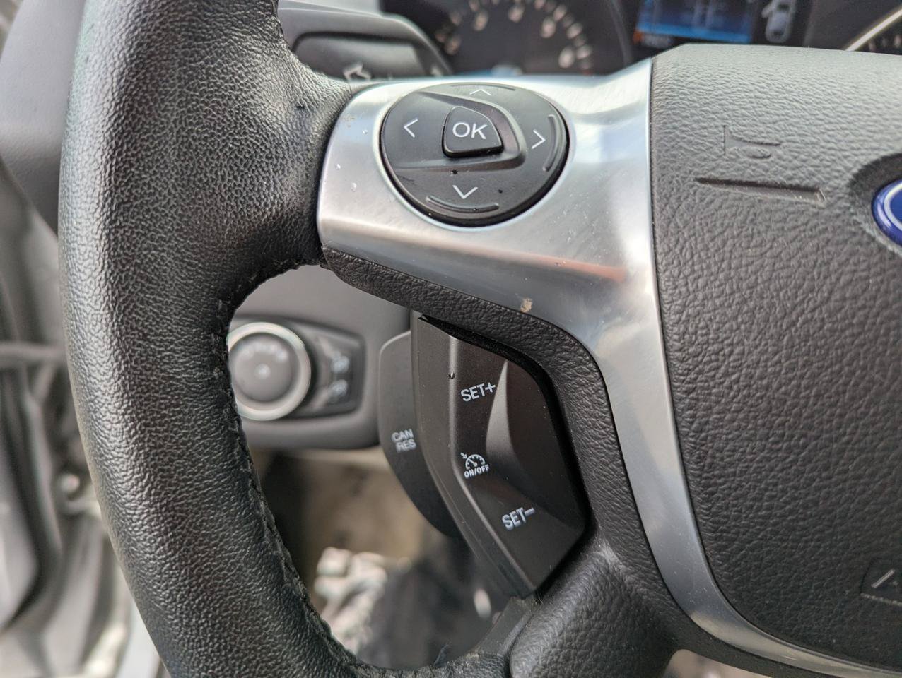 Used 2014 Ford Escape Titanium w/ Equipment Group 401A AWD/4WD image 14