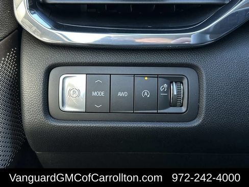 New 2026 GMC Acadia Denali Ultimate w/ LPO, Floor Liner Package AWD/4WD image 20
