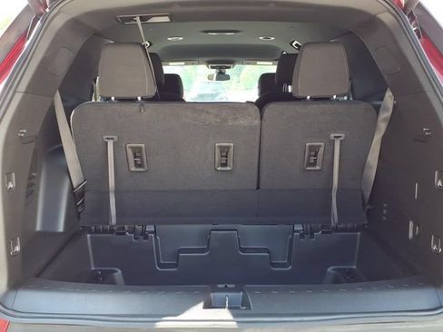 Used 2023 Chevrolet Traverse LT AWD/4WD image 12