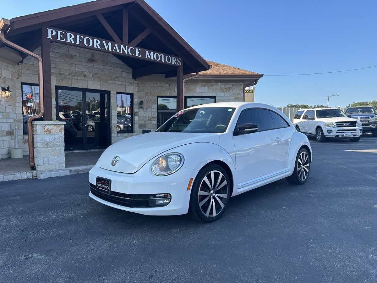 Used 2012 Volkswagen Beetle Turbo FWD image 1