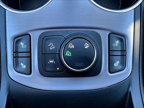 Used 2023 GMC Terrain AT4 image 24