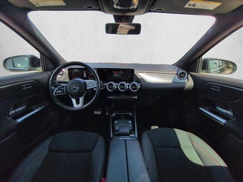 Used 2022 Mercedes-Benz GLA 250 4MATIC image 15