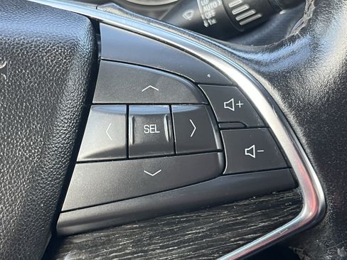 Used 2021 Cadillac XT5 Premium Luxury FWD image 19