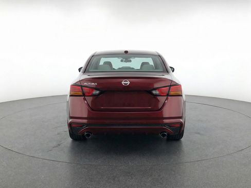 Used 2025 Nissan Altima 2.5 SV FWD image 7