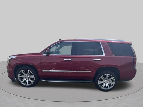 Used 2015 Cadillac Escalade Luxury AWD/4WD image 2