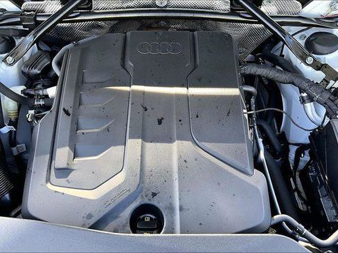 Used 2025 Audi Q5 Premium w/ Convenience Package AWD/4WD image 31