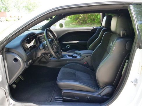 Used 2023 Dodge Challenger R/T Scat Pack image 31