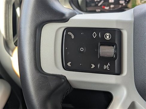 Used 2024 Land Rover Defender 110 SE image 17