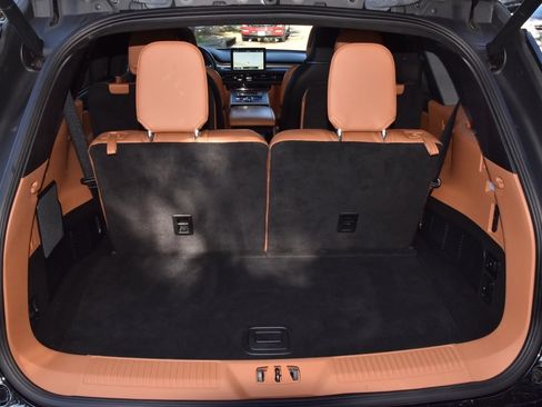 Certified 2022 Lincoln Aviator Black Label w/ Class IV Trailer Tow Package image 41