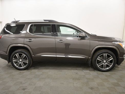 Used 2019 GMC Acadia Denali w/ Technology Package image 9
