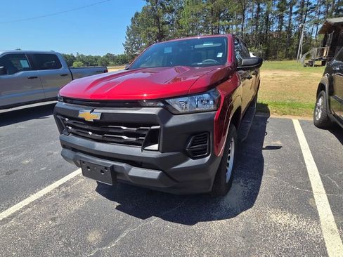 Used 2023 Chevrolet Colorado W/T w/ Advanced Trailering Package RWD image 5
