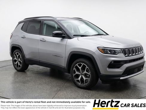 Used 2025 Jeep Compass Limited image 1