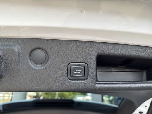 Certified 2024 Chevrolet Equinox LT AWD/4WD image 28