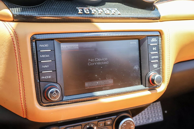 Used 2015 Ferrari California T RWD image 35