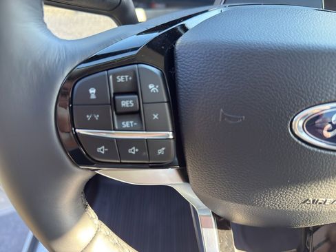 New 2026 Ford Explorer Platinum w/ LUX Leather Package image 19