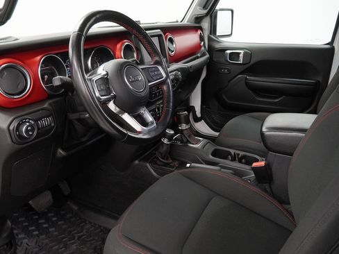 Certified 2021 Jeep Gladiator Rubicon w/ Cold Weather Group image 25