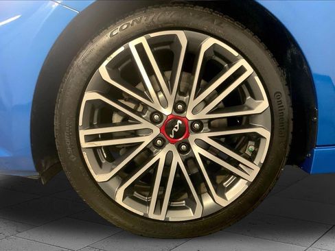 Certified 2022 Kia Forte GT w/ GT2 Package FWD image 9