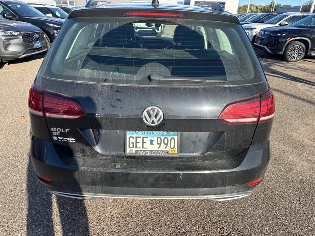 Used 2019 Volkswagen Golf SE FWD image 4