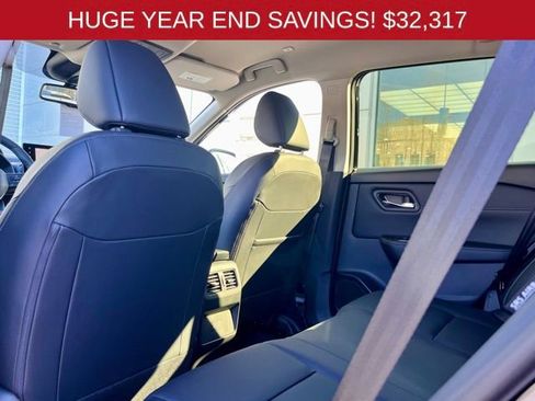 New 2025 Nissan Rogue SL image 20