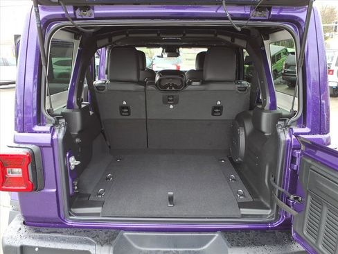 New 2026 Jeep Wrangler Unlimited Rubicon image 13