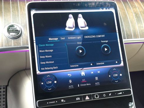 Used 2021 Mercedes-Benz S 580 4MATIC Sedan w/ AMG Line image 44