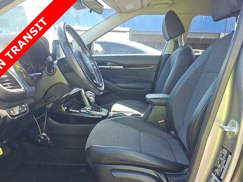 Used 2023 Kia Seltos S FWD image 5