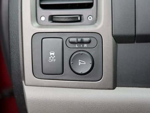 Used 2011 Honda CR-V EX image 25