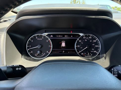 Used 2025 Nissan Rogue SV FWD image 42