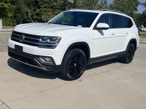 Used 2019 Volkswagen Atlas SEL Premium AWD/4WD image 4