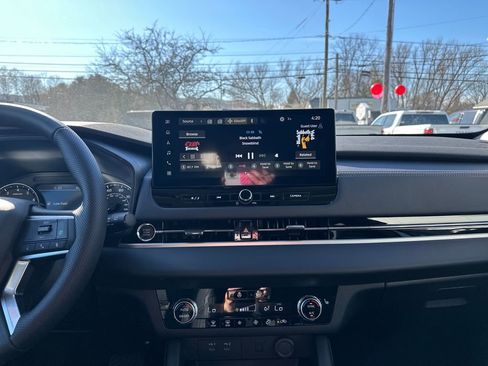 New 2026 Mitsubishi Outlander AWD image 15