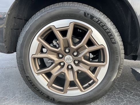 Used 2025 Ford Expedition King Ranch image 20