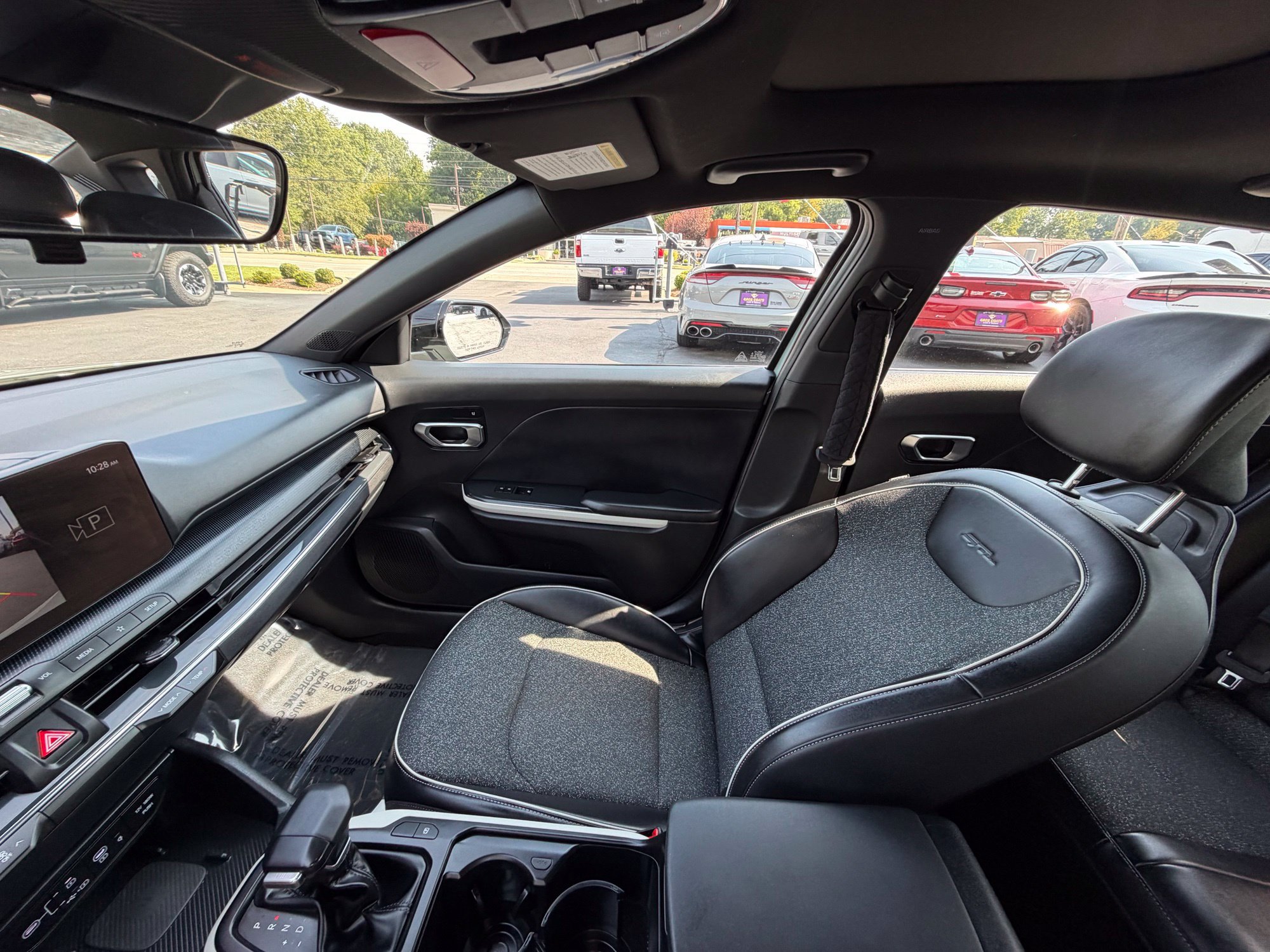 Used 2025 Kia K4 GT-Line w/ GT-Line Sunroof Package FWD image 24